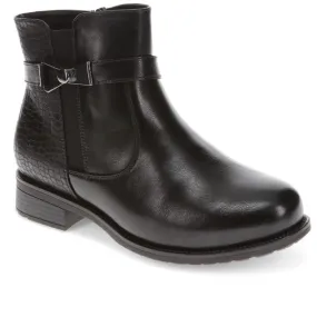 Buckled Leather Ankle Boots - BEVERLY / 326 121