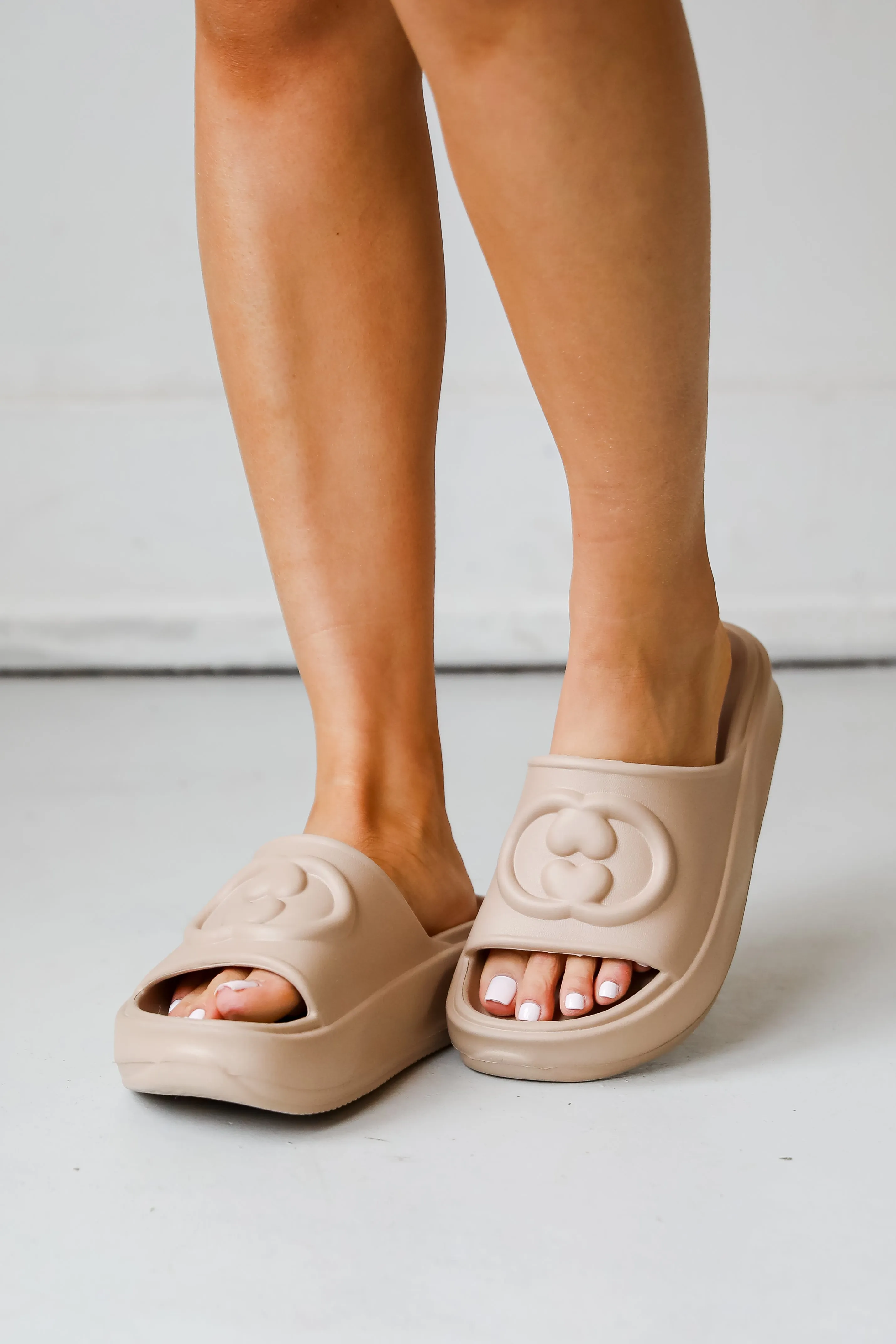 Resort Life Natural Platform Slide Sandals